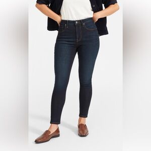 Everlane the curvy high rise skinny crop jeans size 30